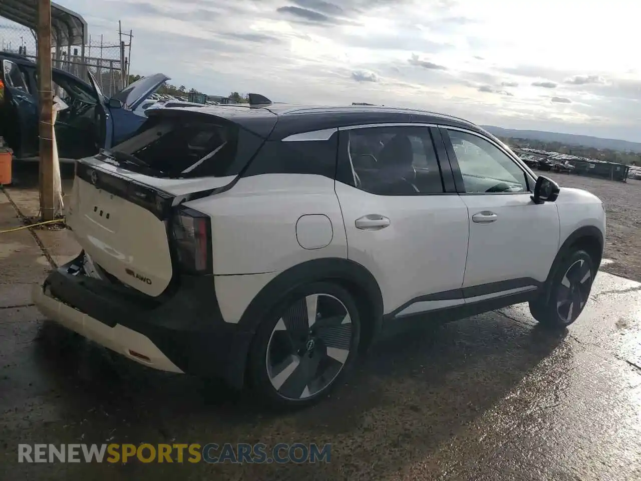 3 Photograph of a damaged car 3N8AP6DB3SL318798 NISSAN KICKS 2025