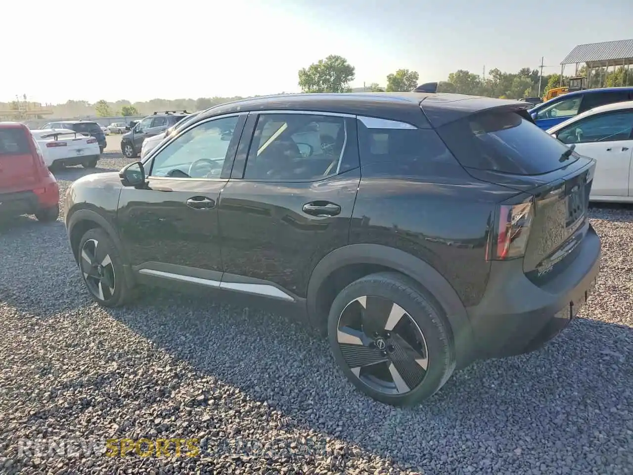 2 Фотография поврежденного автомобиля 3N8AP6DB3SL319823 NISSAN KICKS 2025