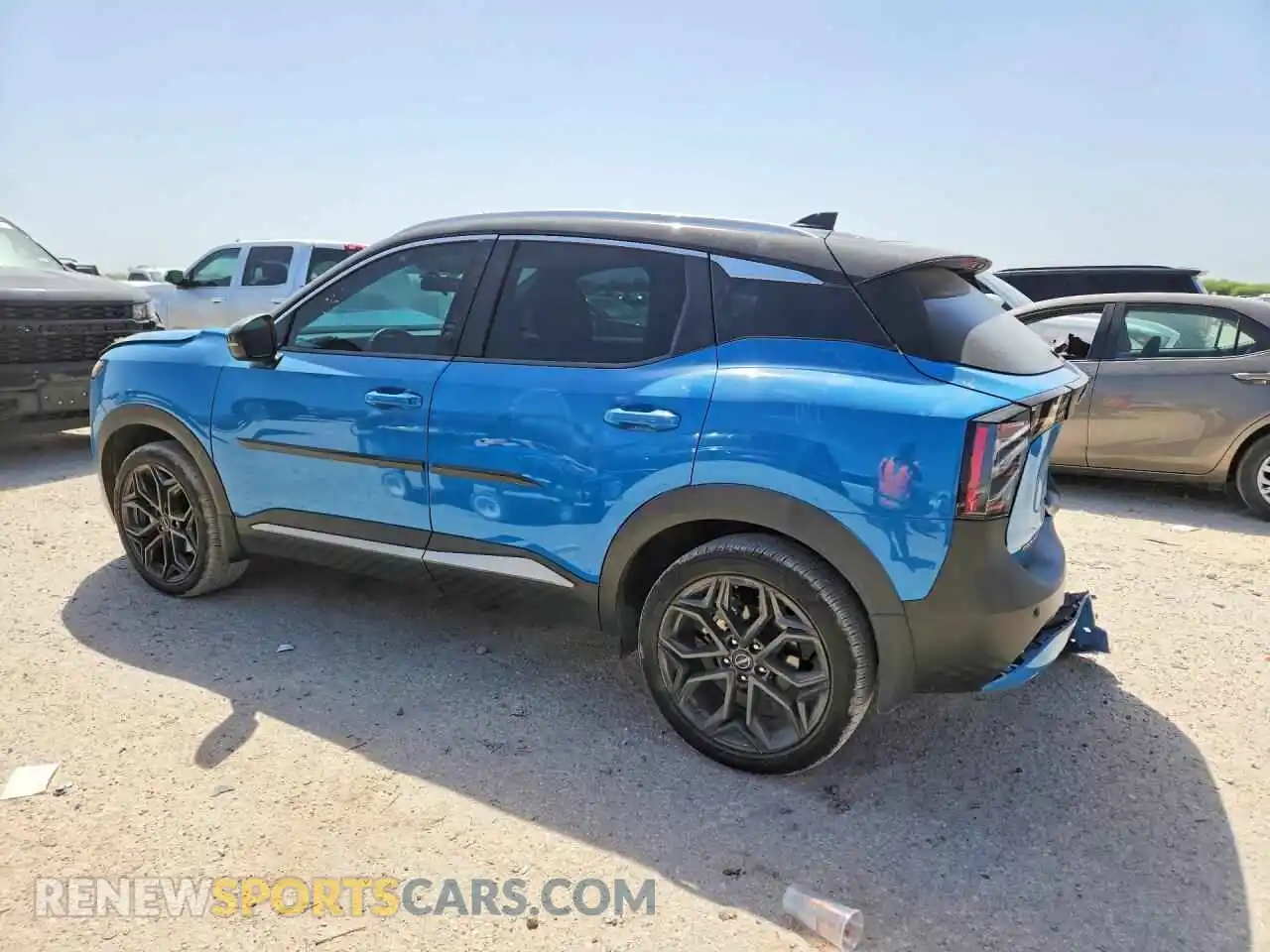 2 Photograph of a damaged car 3N8AP6DB4SL383840 NISSAN KICKS 2025
