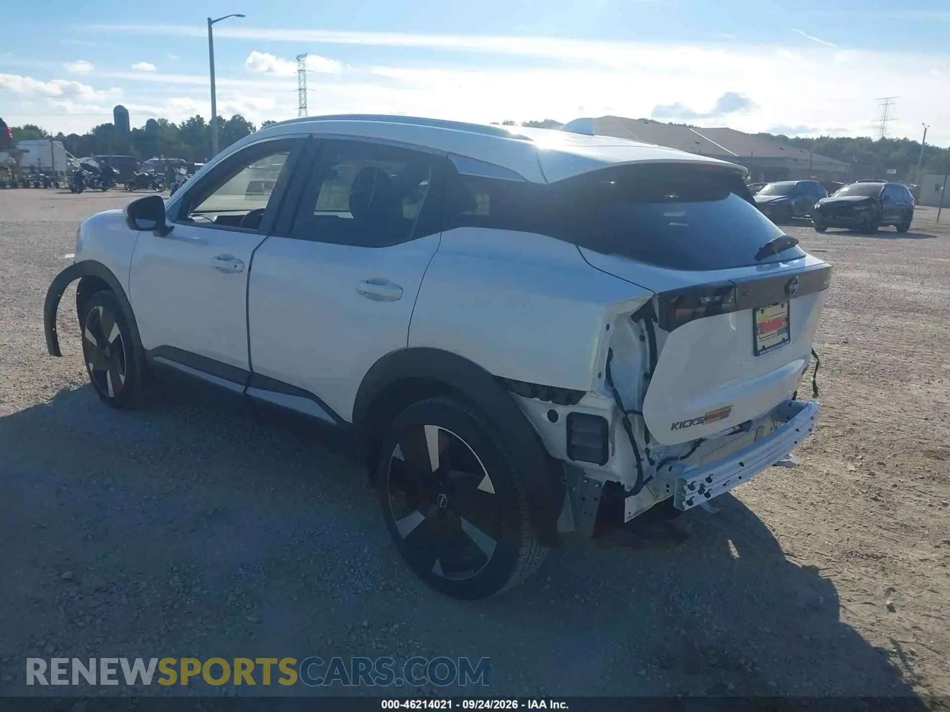3 fotografías del automóvil dañado 3N8AP6DB5SL380977 NISSAN KICKS 2025
