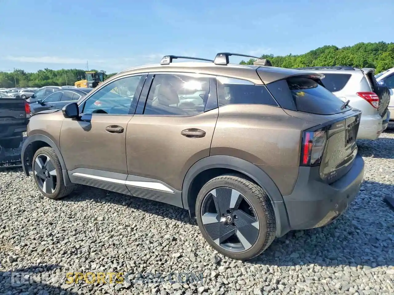 2 Photograph of a damaged car 3N8AP6DBXSL311752 NISSAN KICKS 2025