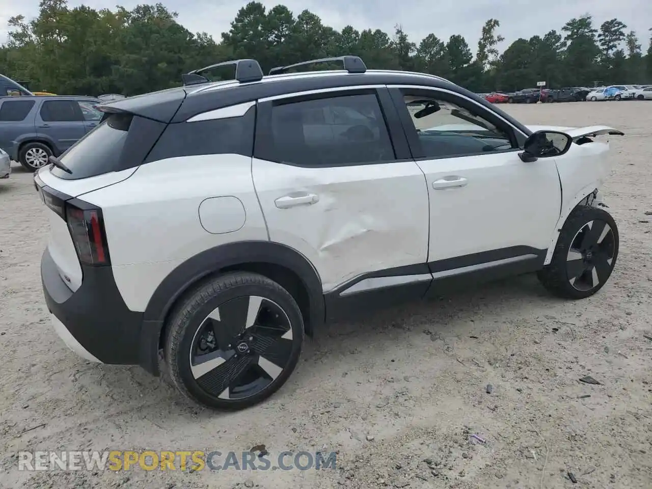 3 Photograph of a damaged car 3N8AP6DCXSL408829 NISSAN KICKS 2025