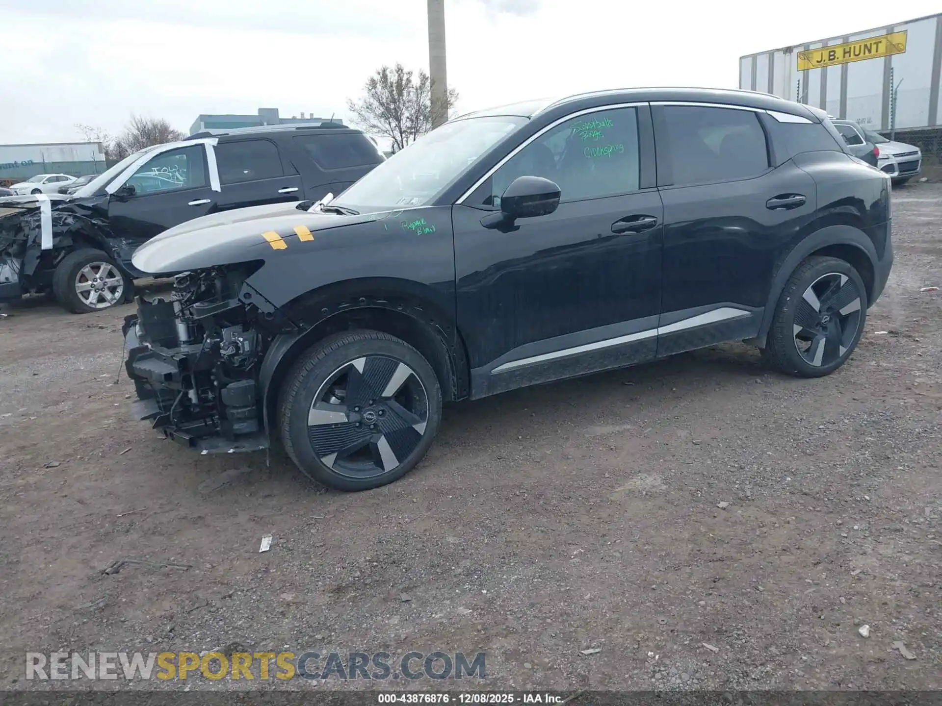 2 Photograph of a damaged car 3N8AP6DD0SL430928 NISSAN KICKS 2025