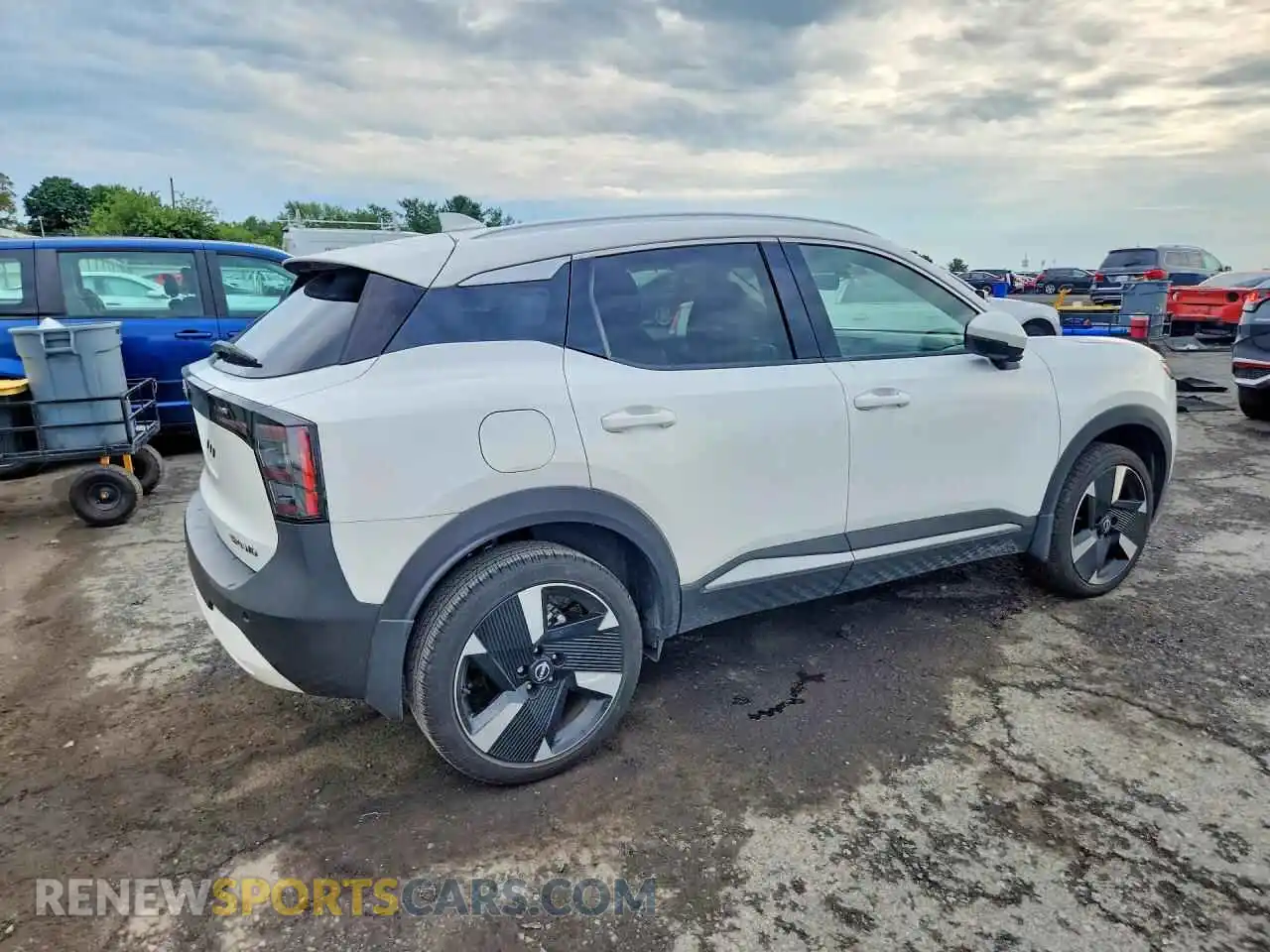 3 Photograph of a damaged car 3N8AP6DD3SL367016 NISSAN KICKS 2025