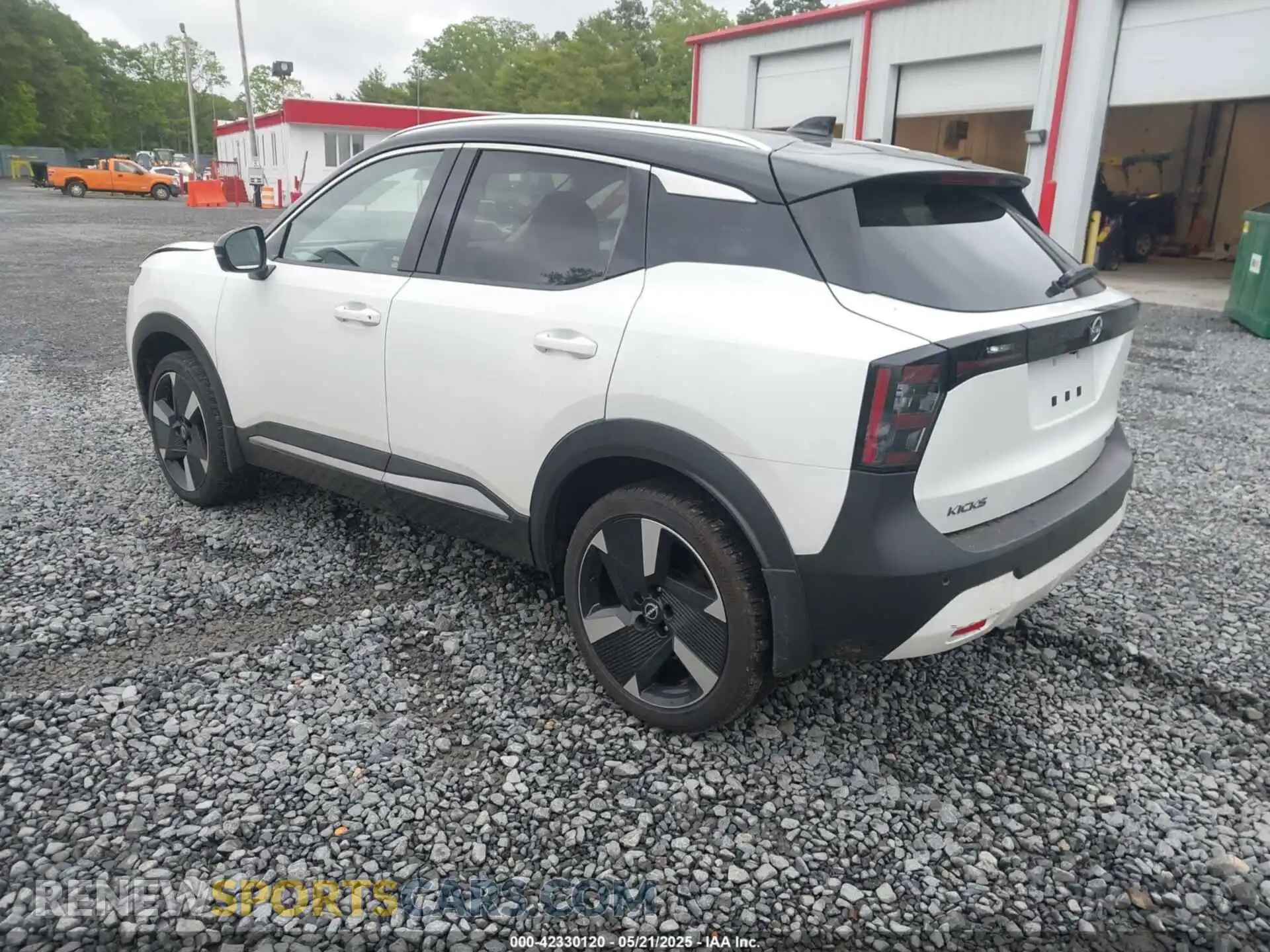 3 Photograph of a damaged car 3N8AP6DD8SL307166 NISSAN KICKS 2025