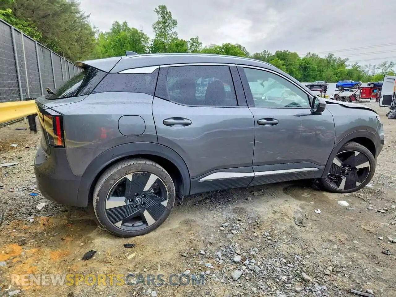 3 Photograph of a damaged car 3N8AP6DD9SL430930 NISSAN KICKS 2025