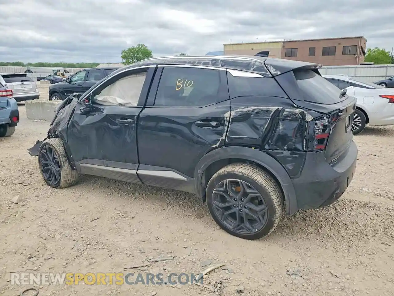 2 Photograph of a damaged car 3N8AP6DDXSL440723 NISSAN KICKS 2025