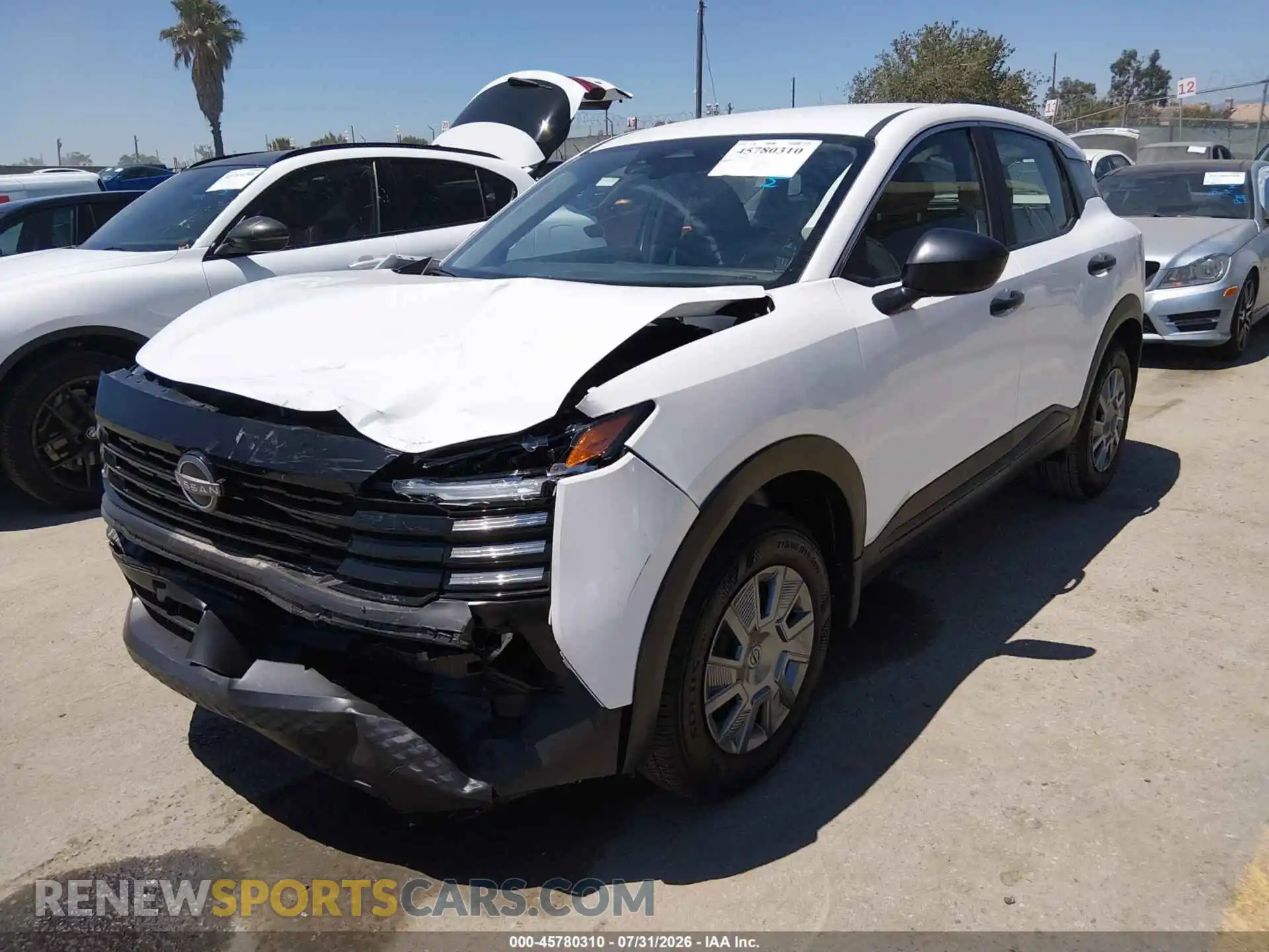 2 Photograph of a damaged car 3N8AP6BE5TL356094 NISSAN KICKS 2026