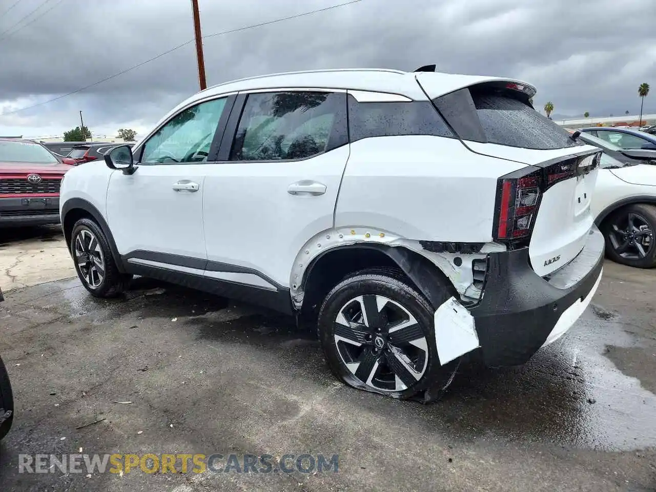 2 Photograph of a damaged car 3N8AP6CB6TL371868 NISSAN KICKS 2026