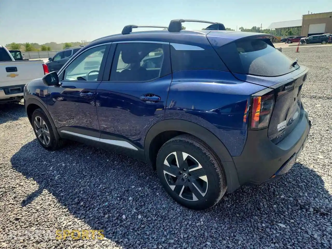 2 Фотография поврежденного автомобиля 3N8AP6CB7TL428434 NISSAN KICKS 2026