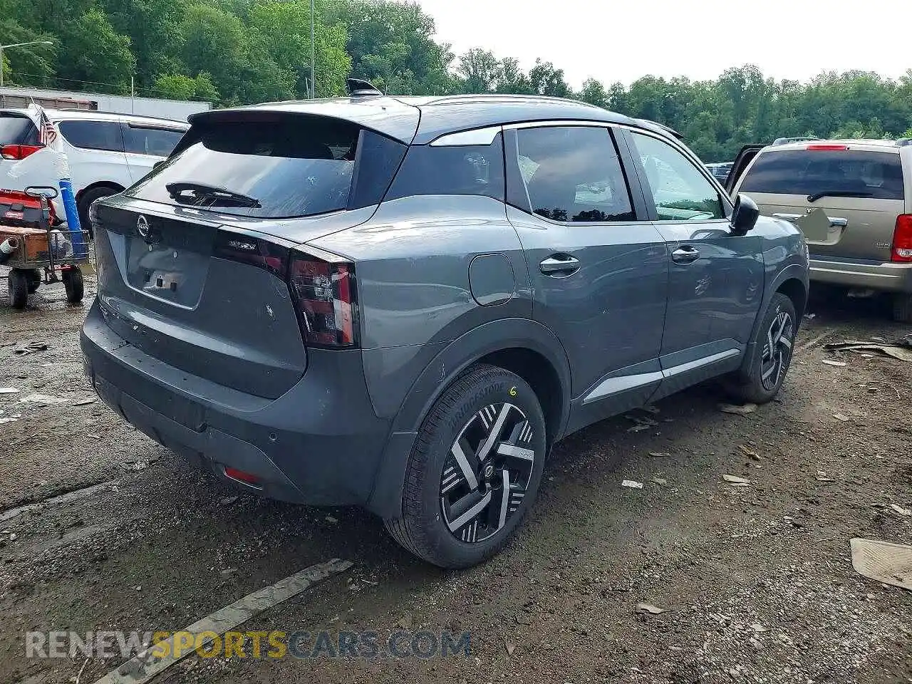3 Photograph of a damaged car 3N8AP6CE0TL330016 NISSAN KICKS 2026