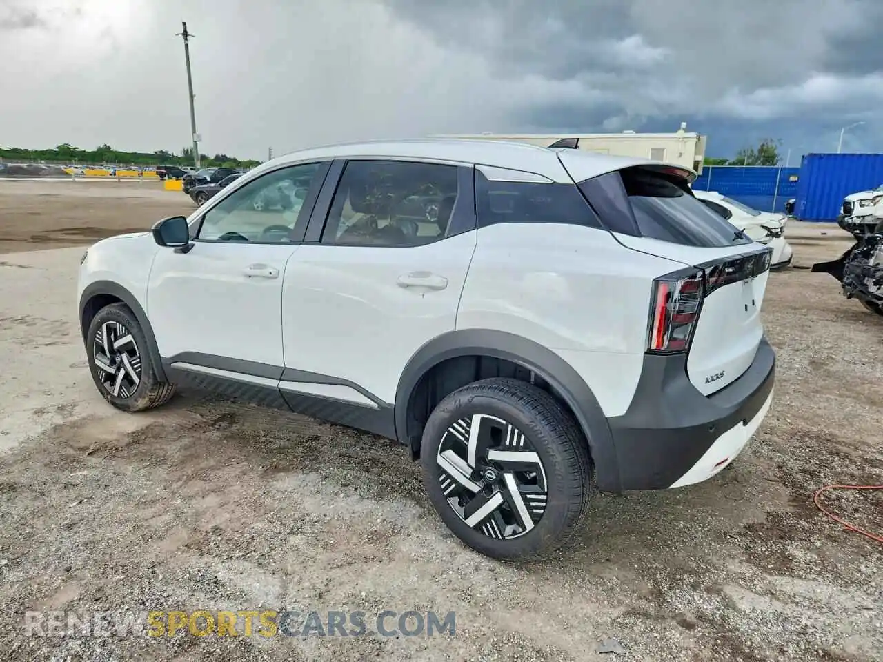 2 Photograph of a damaged car 3N8AP6CE0TL365168 NISSAN KICKS 2026
