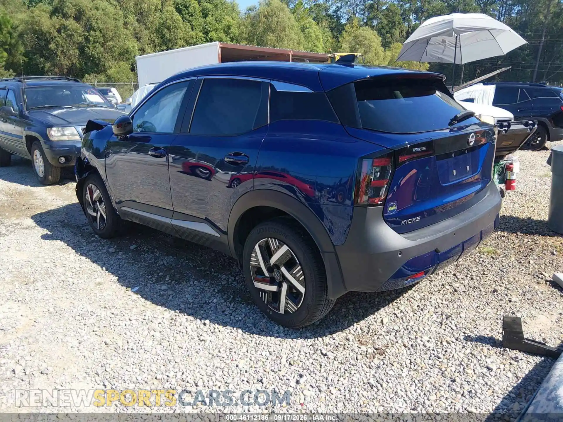3 Photograph of a damaged car 3N8AP6CE2TL383056 NISSAN KICKS 2026