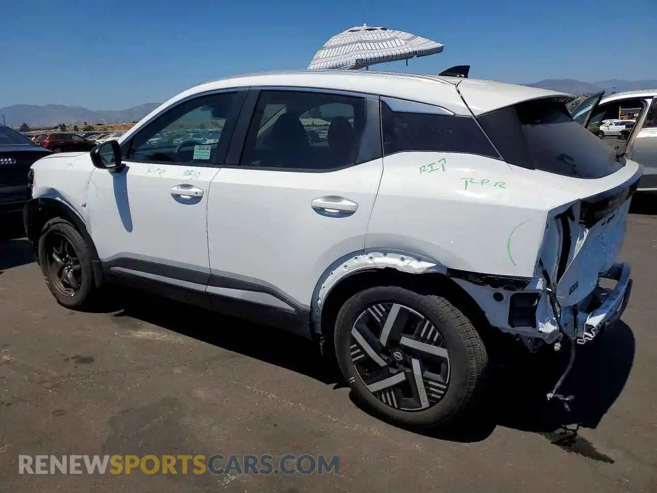 2 Photograph of a damaged car 3N8AP6CE4TL324526 NISSAN KICKS 2026