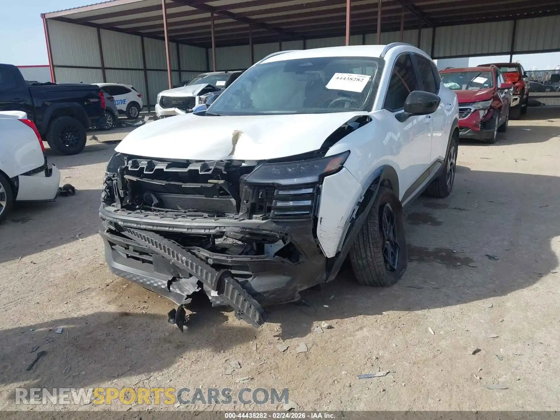 2 Photograph of a damaged car 3N8AP6CE4TL330990 NISSAN KICKS 2026