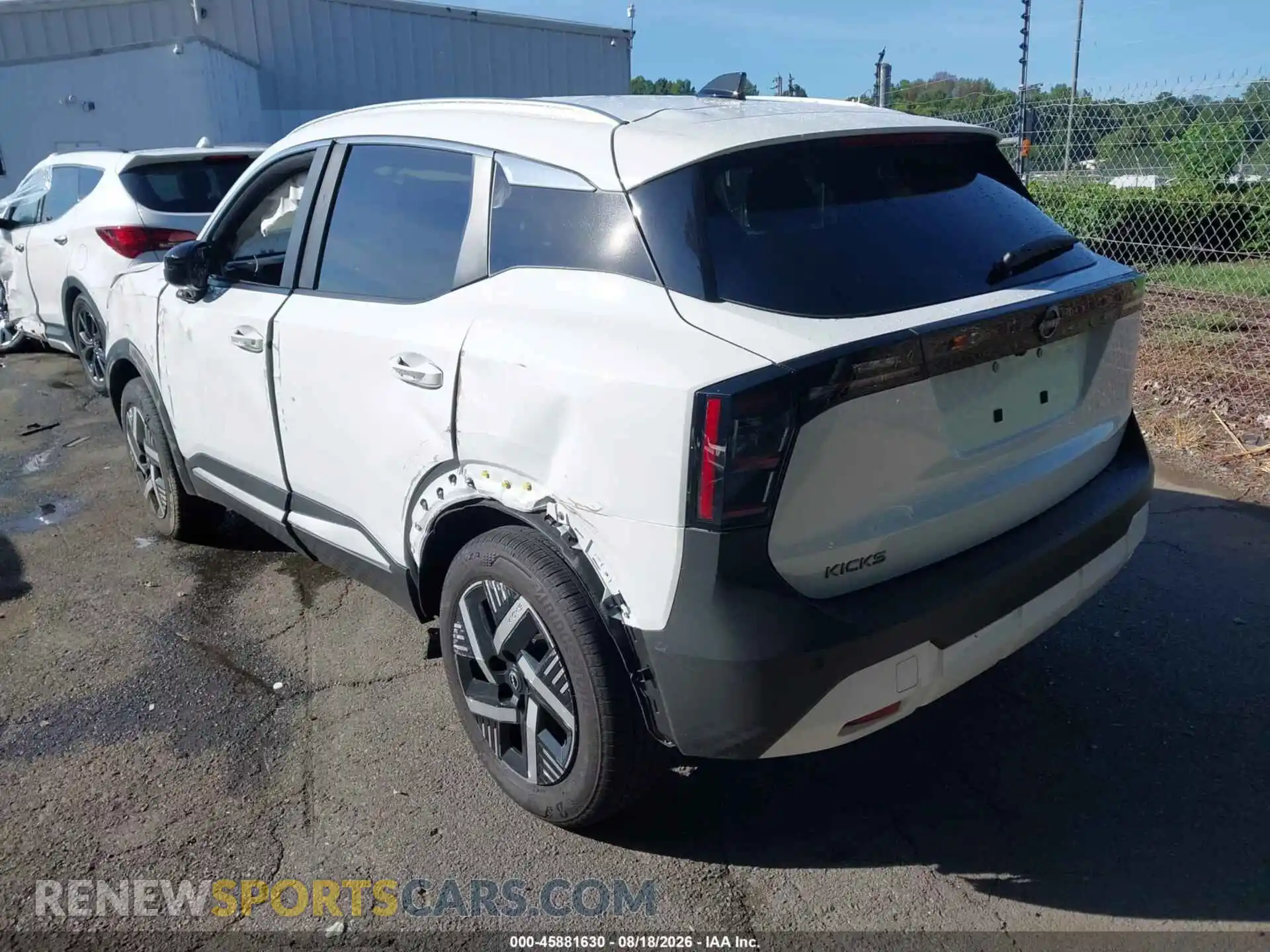 3 Фотография поврежденного автомобиля 3N8AP6CE4TL394348 NISSAN KICKS 2026