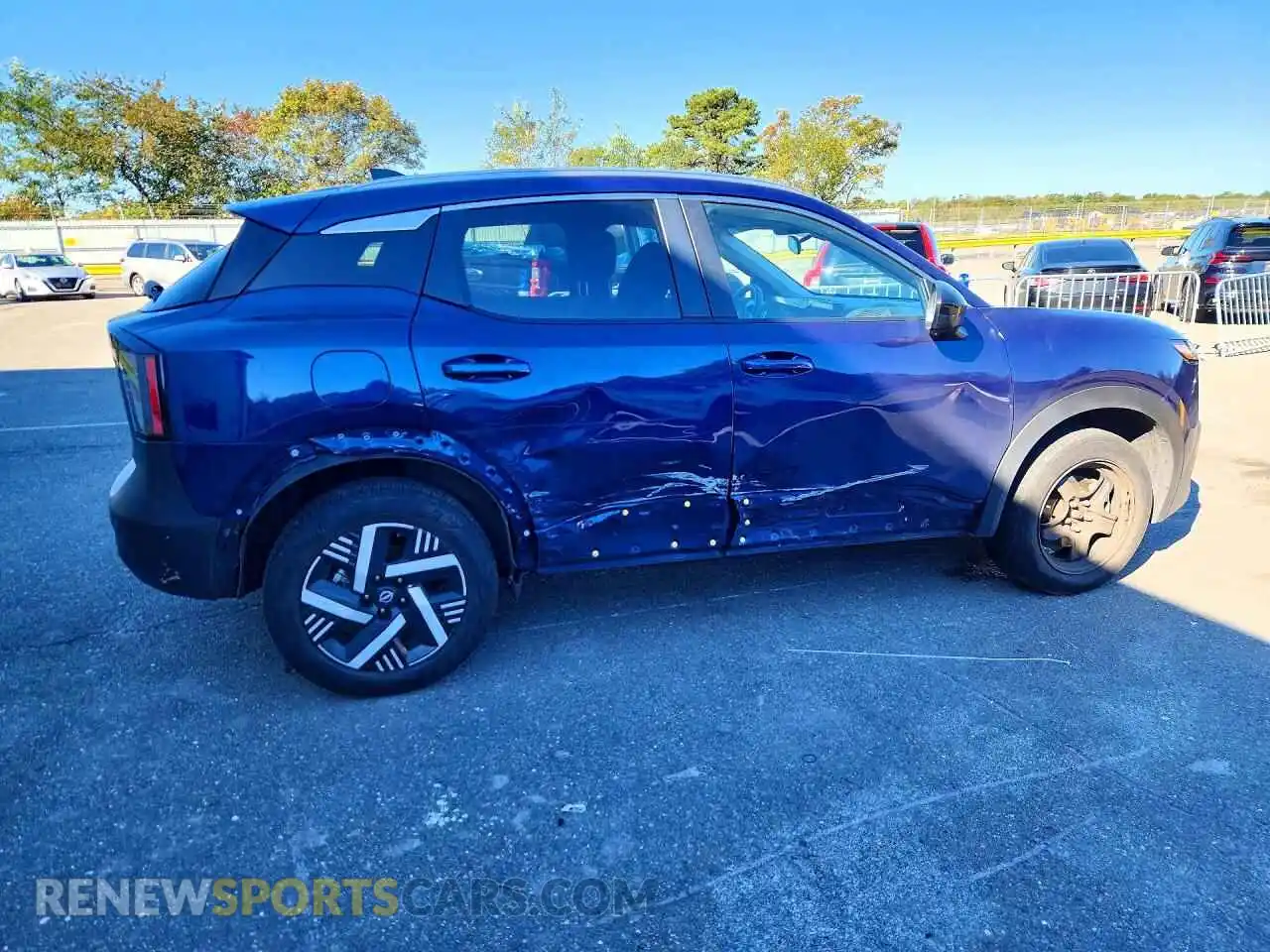 3 fotografías del automóvil dañado 3N8AP6CE5TL360113 NISSAN KICKS 2026