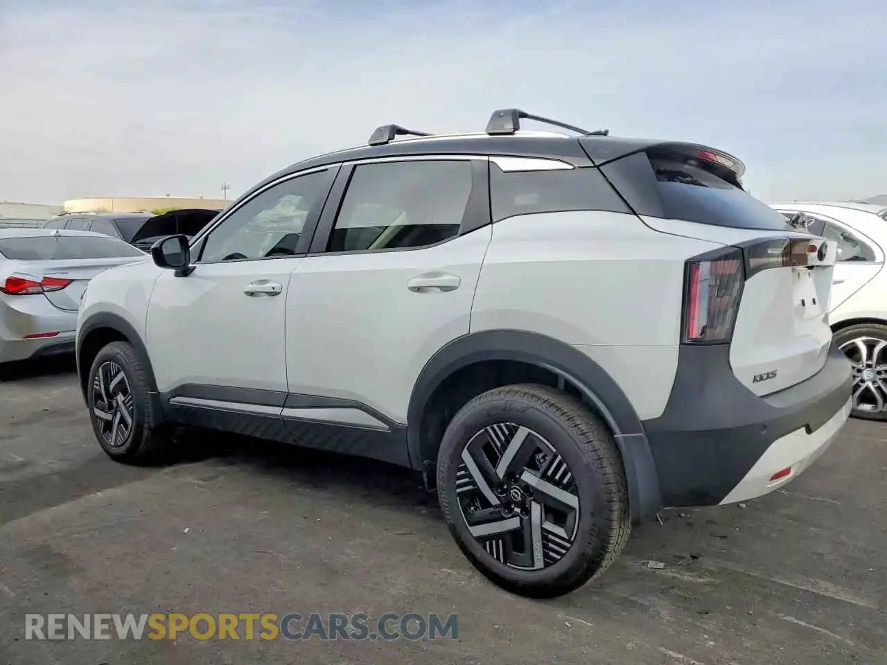 2 Photograph of a damaged car 3N8AP6CE6TL374781 NISSAN KICKS 2026