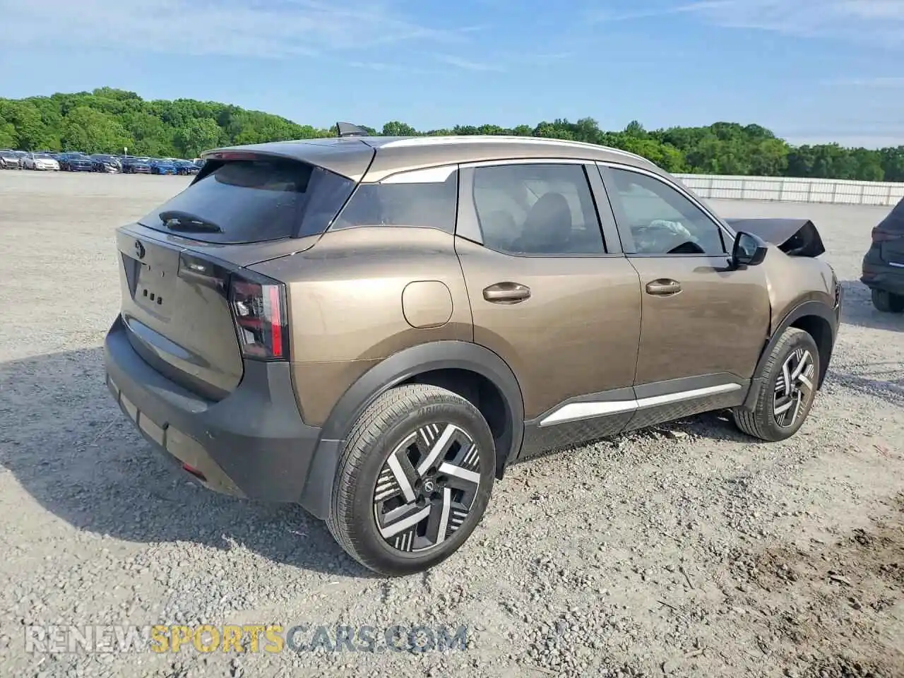 3 fotografías del automóvil dañado 3N8AP6CE8TL304702 NISSAN KICKS 2026