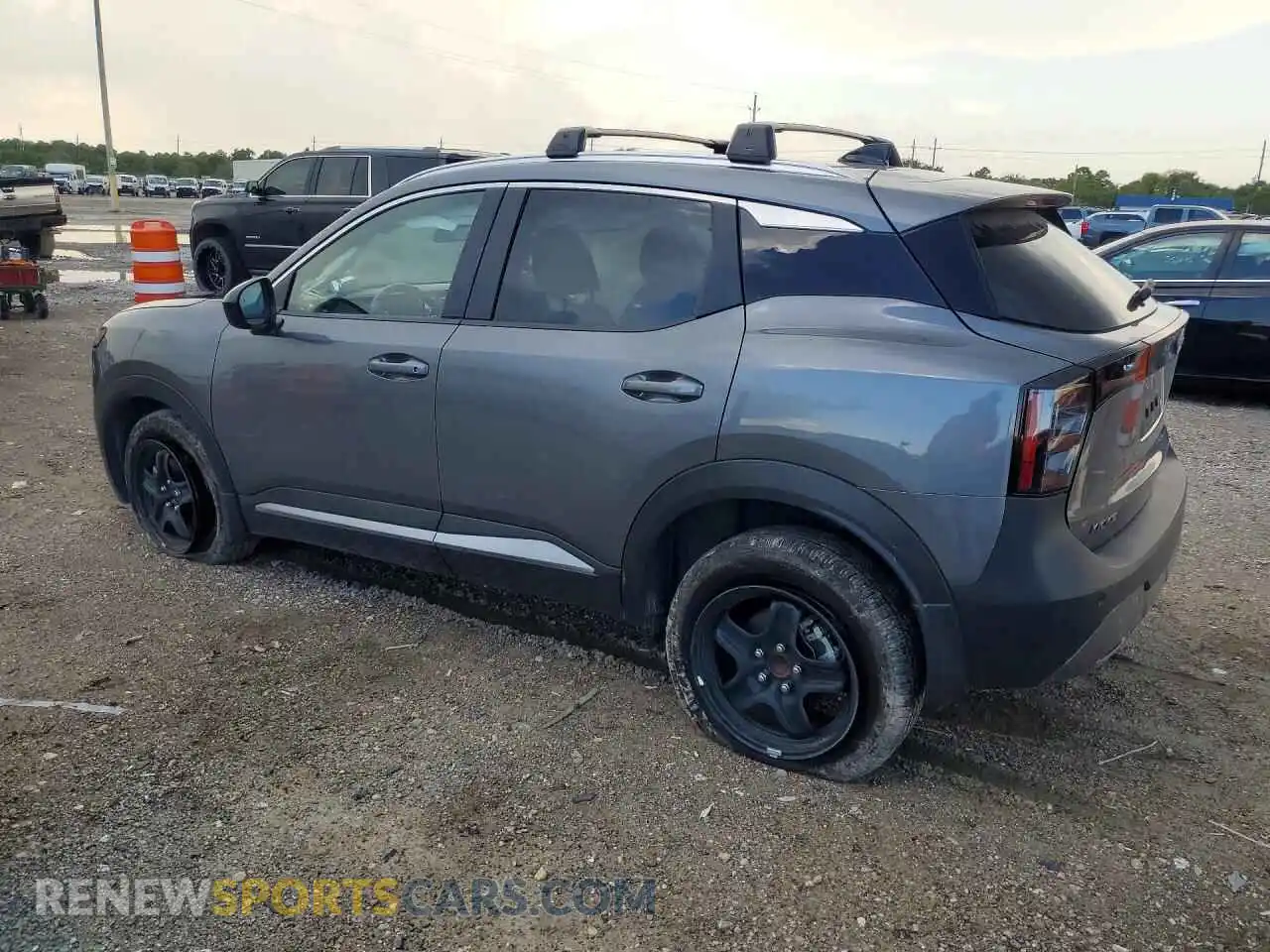 2 Фотография поврежденного автомобиля 3N8AP6CE8TL353902 NISSAN KICKS 2026