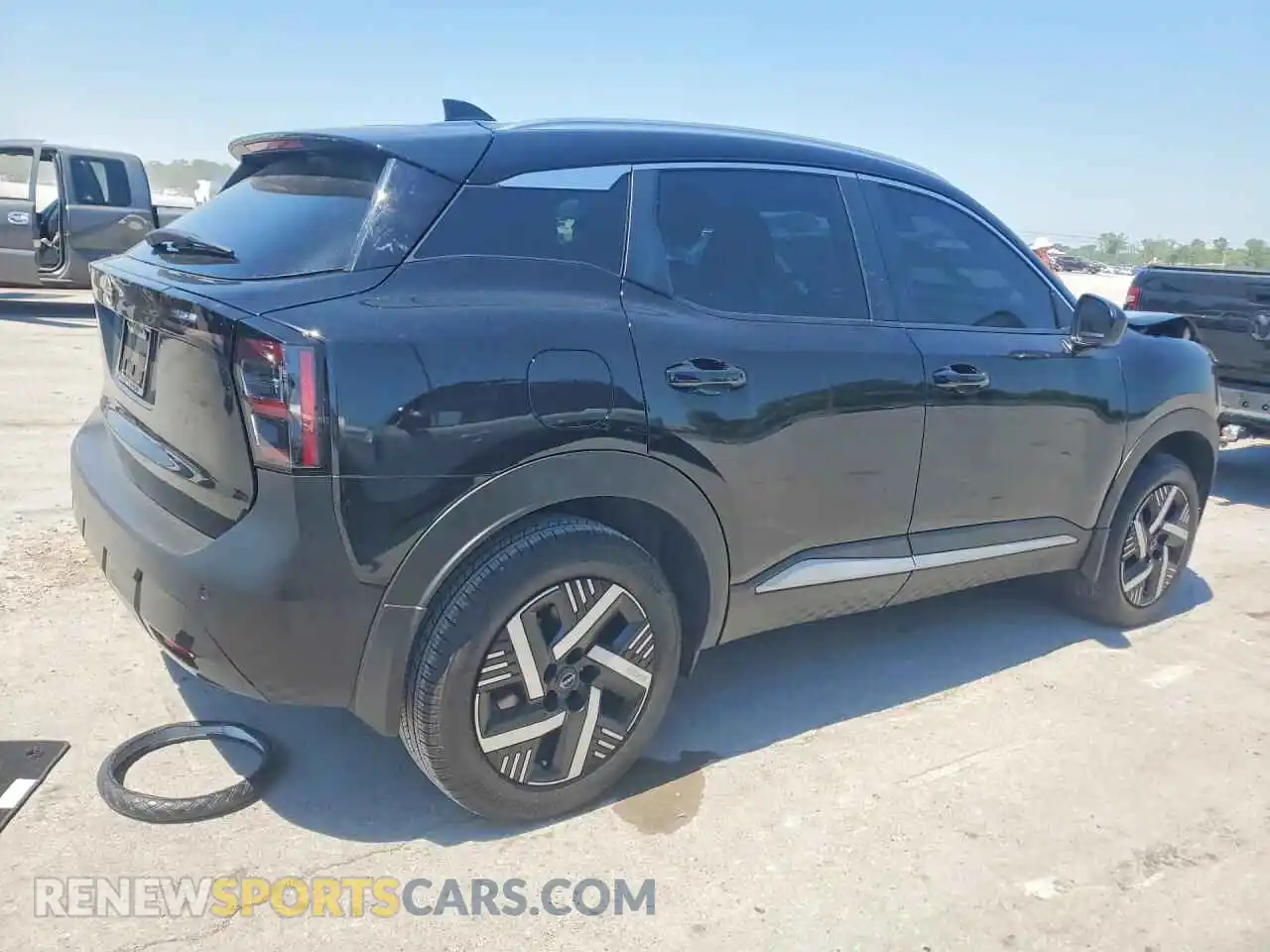 3 Фотография поврежденного автомобиля 3N8AP6CE9TL350409 NISSAN KICKS 2026