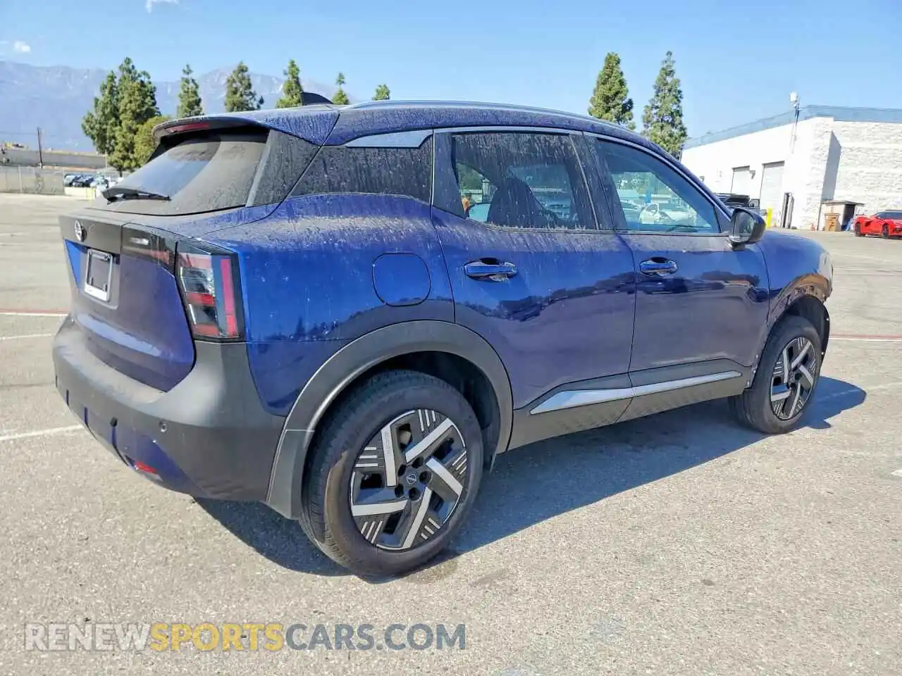 3 Фотография поврежденного автомобиля 3N8AP6CE9TL386732 NISSAN KICKS 2026