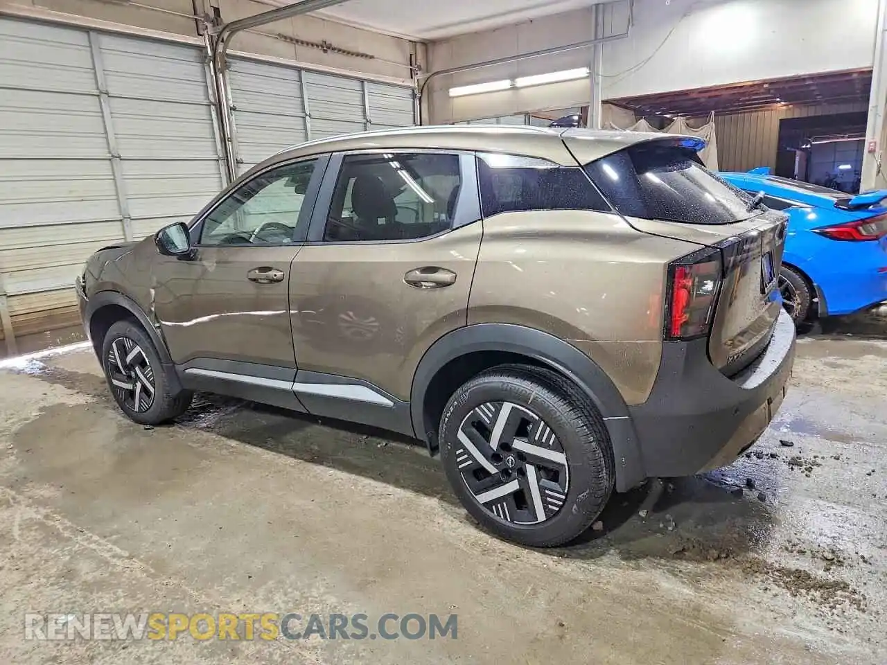 2 Фотография поврежденного автомобиля 3N8AP6CE9TL439509 NISSAN KICKS 2026
