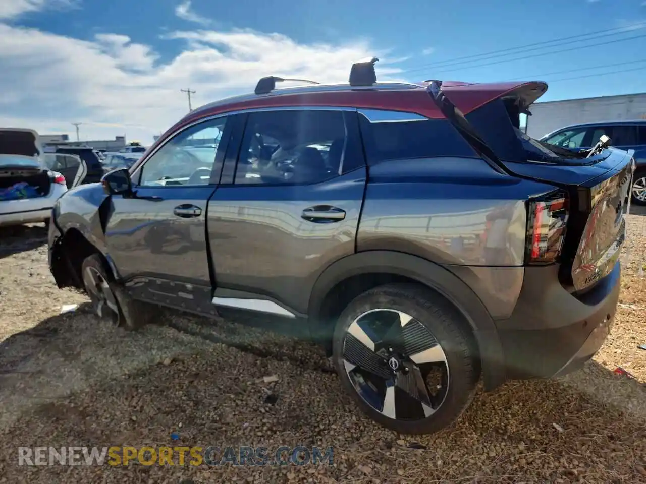 2 fotografías del automóvil dañado 3N8AP6DA1TL323569 NISSAN KICKS 2026