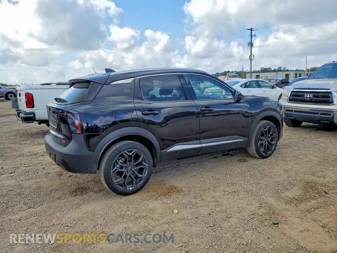 3 Photograph of a damaged car 3N8AP6DA1TL382539 NISSAN KICKS 2026