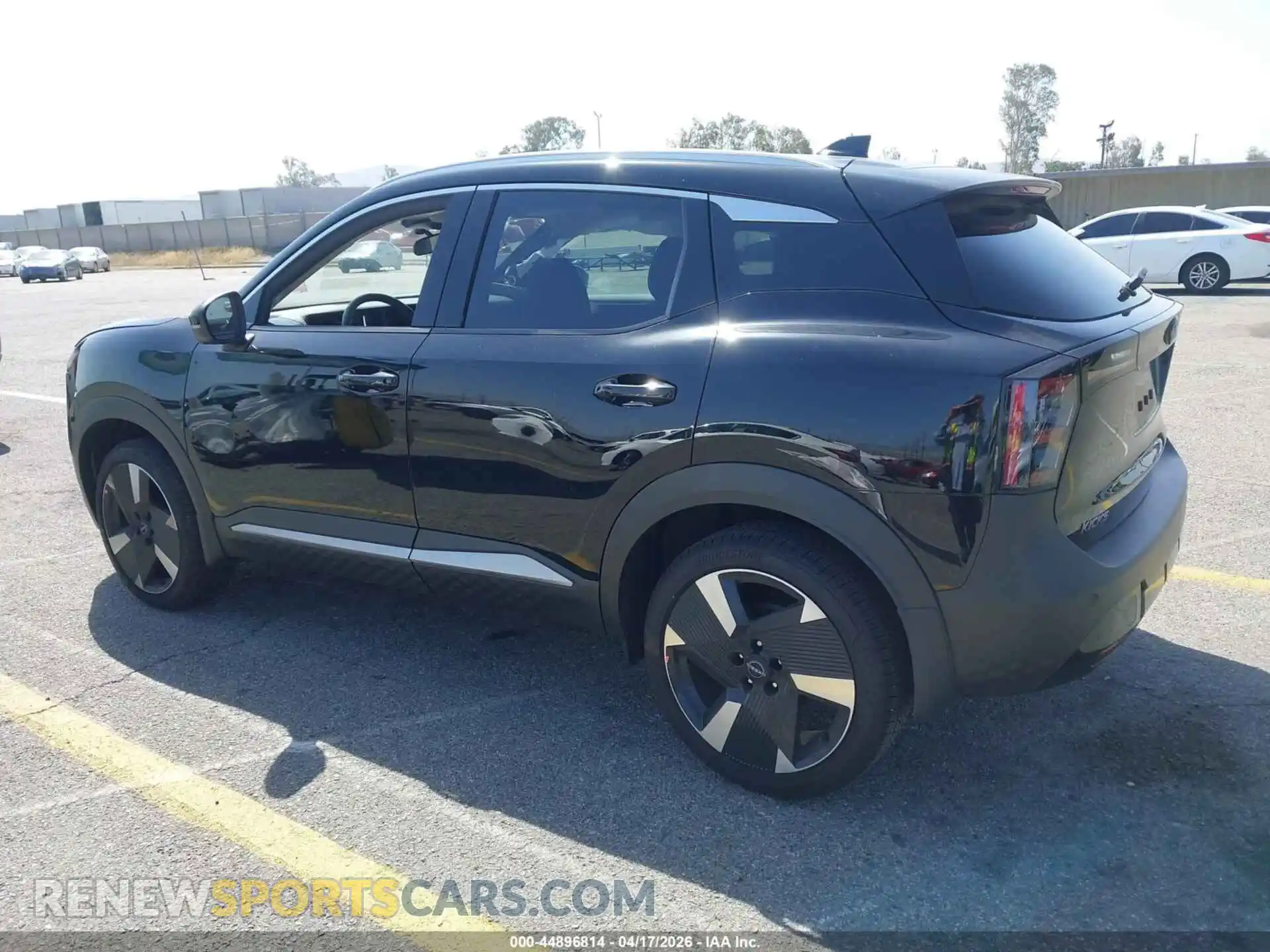 3 Photograph of a damaged car 3N8AP6DA5TL347695 NISSAN KICKS 2026