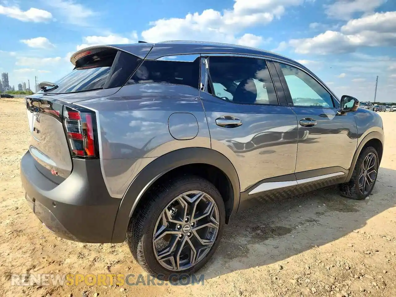 3 Фотография поврежденного автомобиля 3N8AP6DAXTL381213 NISSAN KICKS 2026