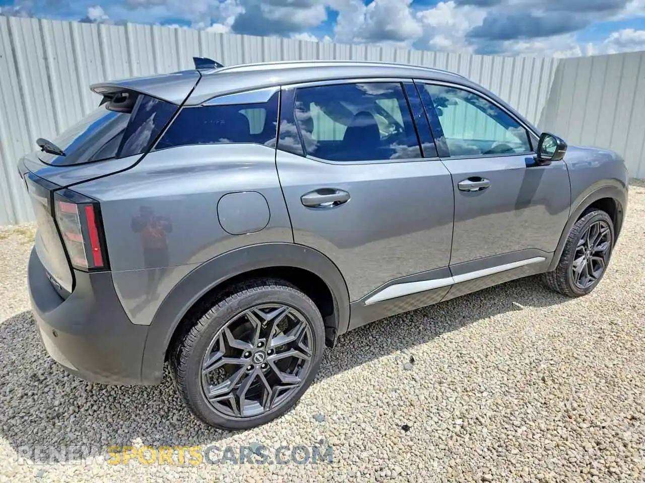3 Photograph of a damaged car 3N8AP6DB1TL400465 NISSAN KICKS 2026