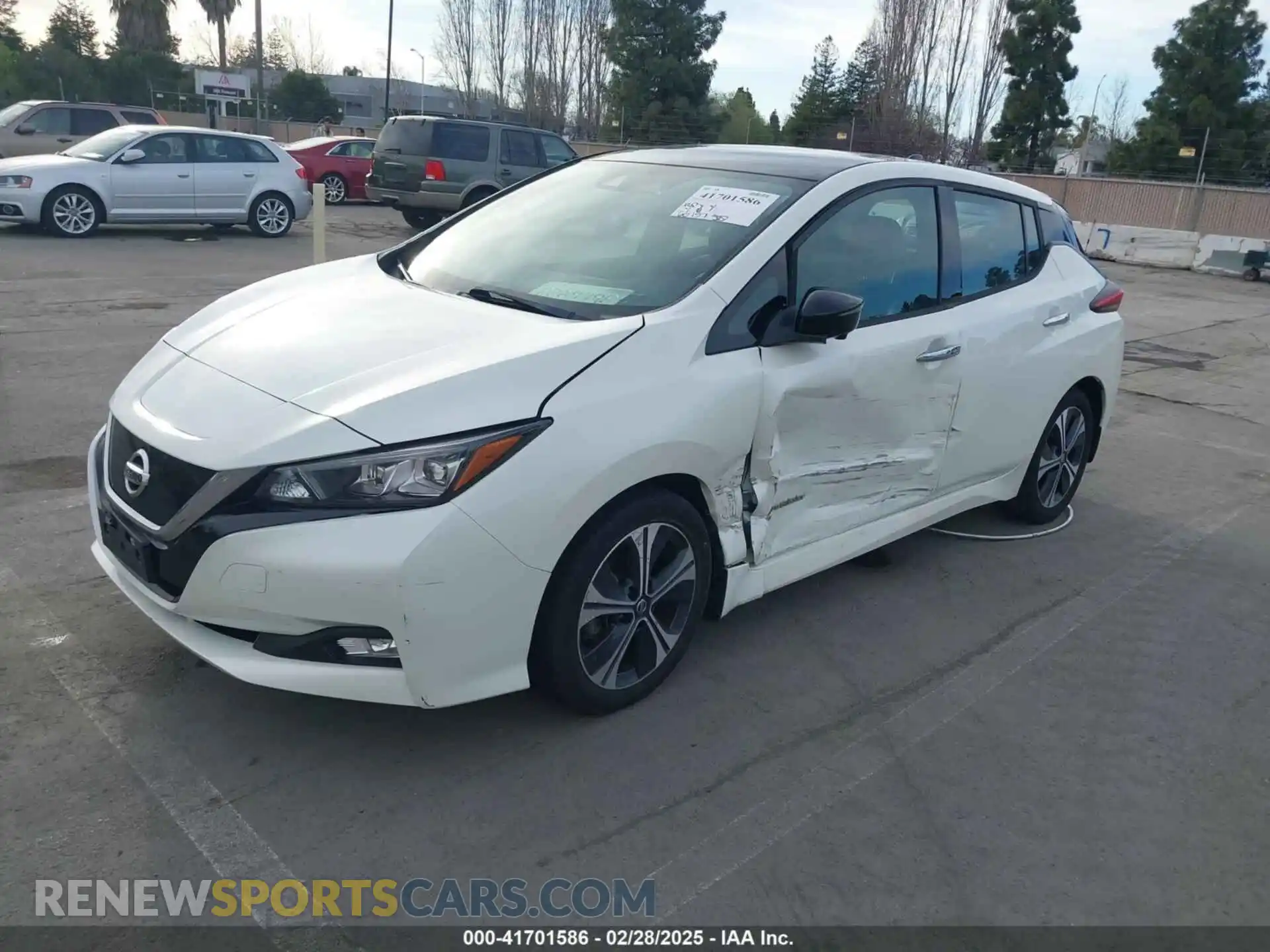 2 Фотография поврежденного автомобиля 1N4AZ1CP0KC306485 NISSAN LEAF 2019