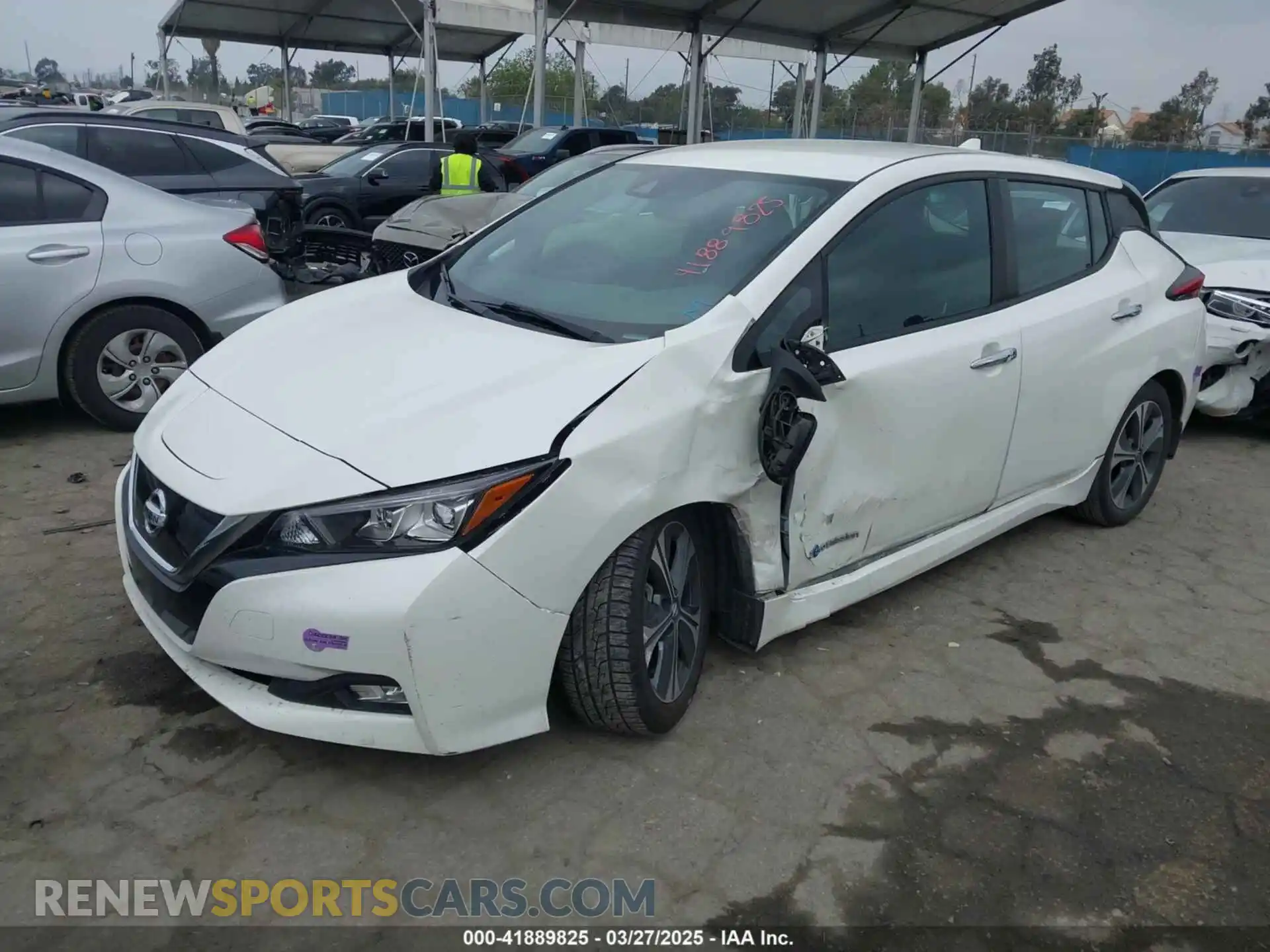 2 Фотография поврежденного автомобиля 1N4AZ1CP7KC303678 NISSAN LEAF 2019