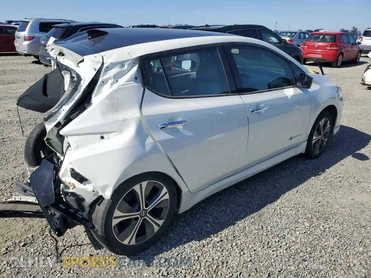 3 Фотография поврежденного автомобиля 1N4BZ1CP4KC312584 NISSAN LEAF 2019