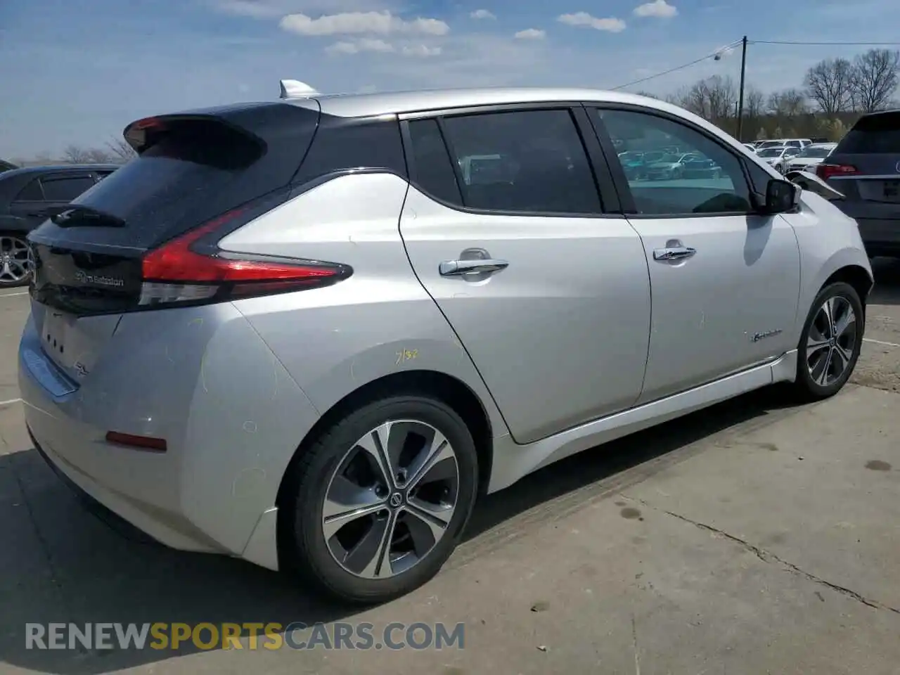 3 Фотография поврежденного автомобиля 1N4BZ1CP5KC310021 NISSAN LEAF 2019