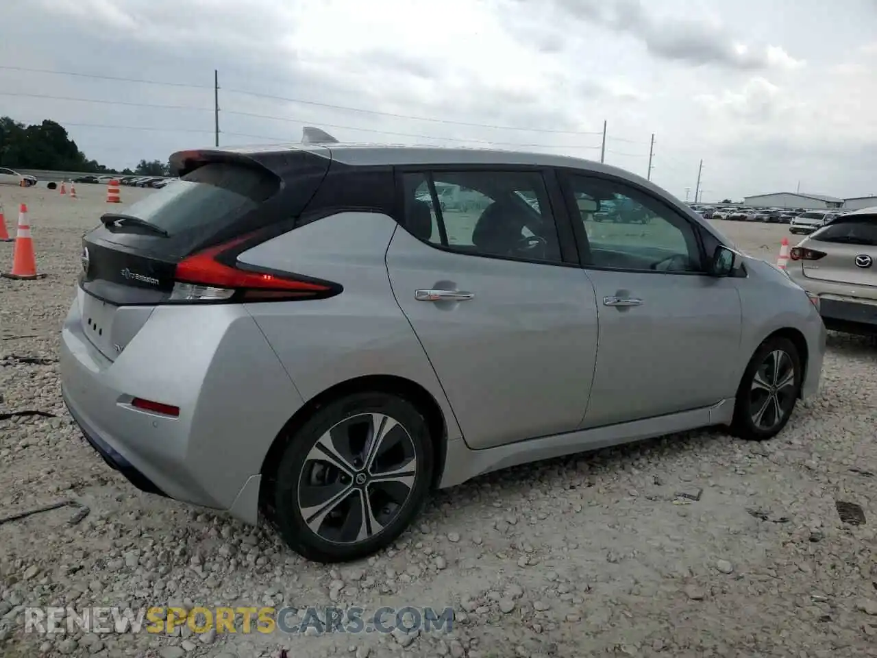 3 Photograph of a damaged car 1N4AZ1CP8LC310110 NISSAN LEAF 2020