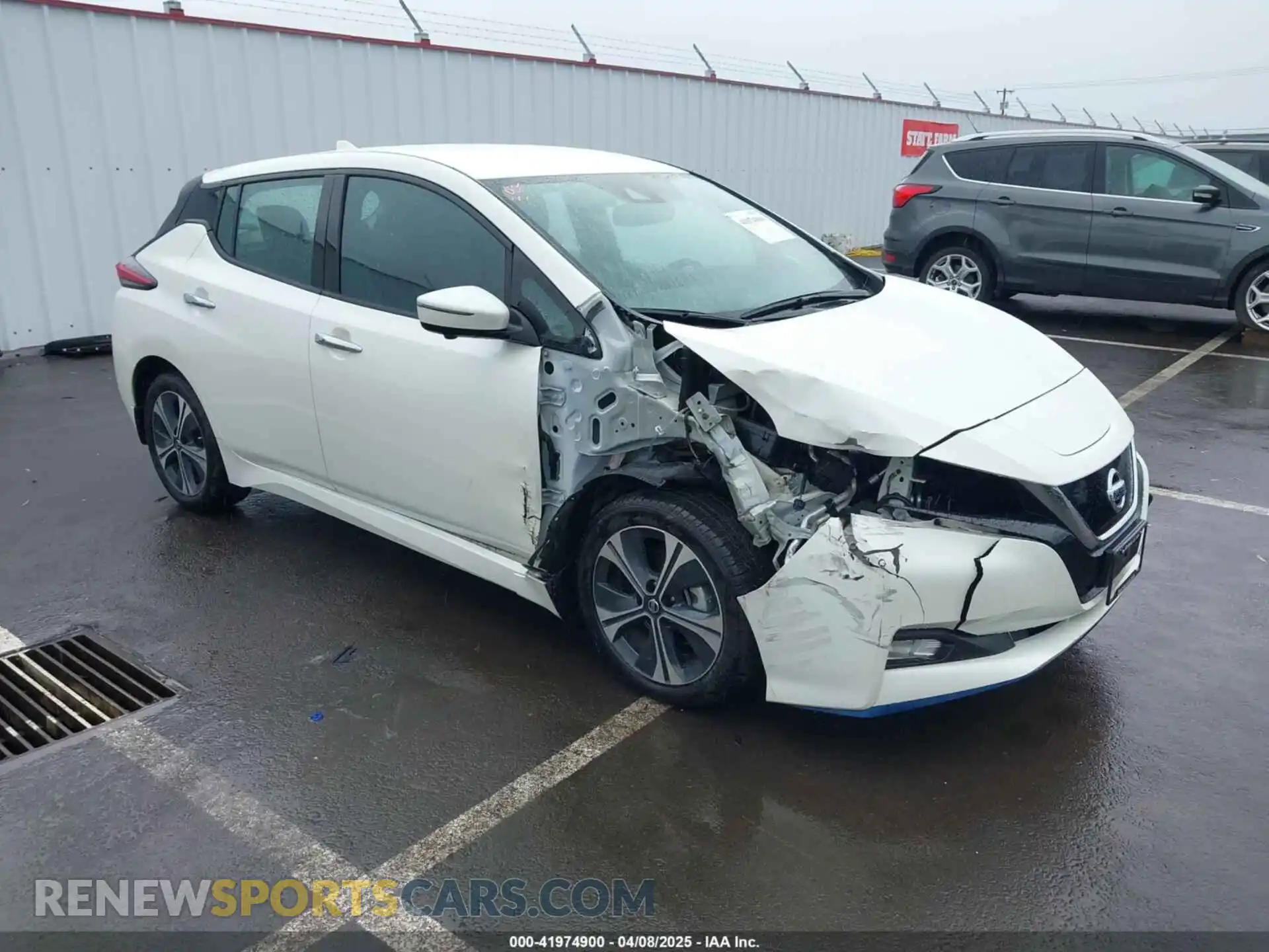 1 Photograph of a damaged car 1N4BZ1DP1LC310517 NISSAN LEAF 2020