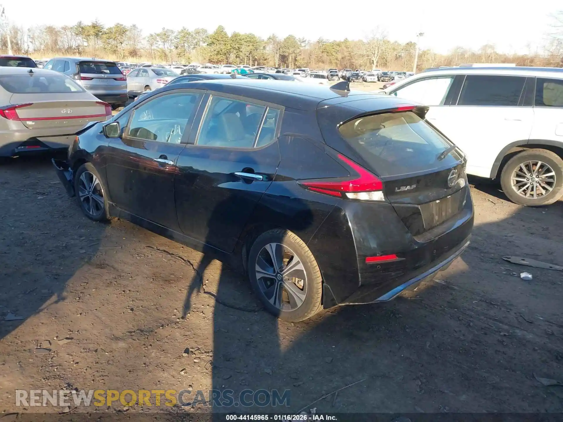 3 Photograph of a damaged car 1N4AZ1CV2MC556196 NISSAN LEAF 2021