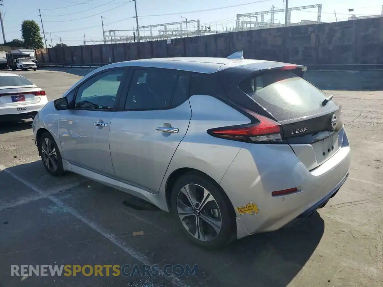 2 Photograph of a damaged car 1N4AZ1CV3MC551637 NISSAN LEAF 2021