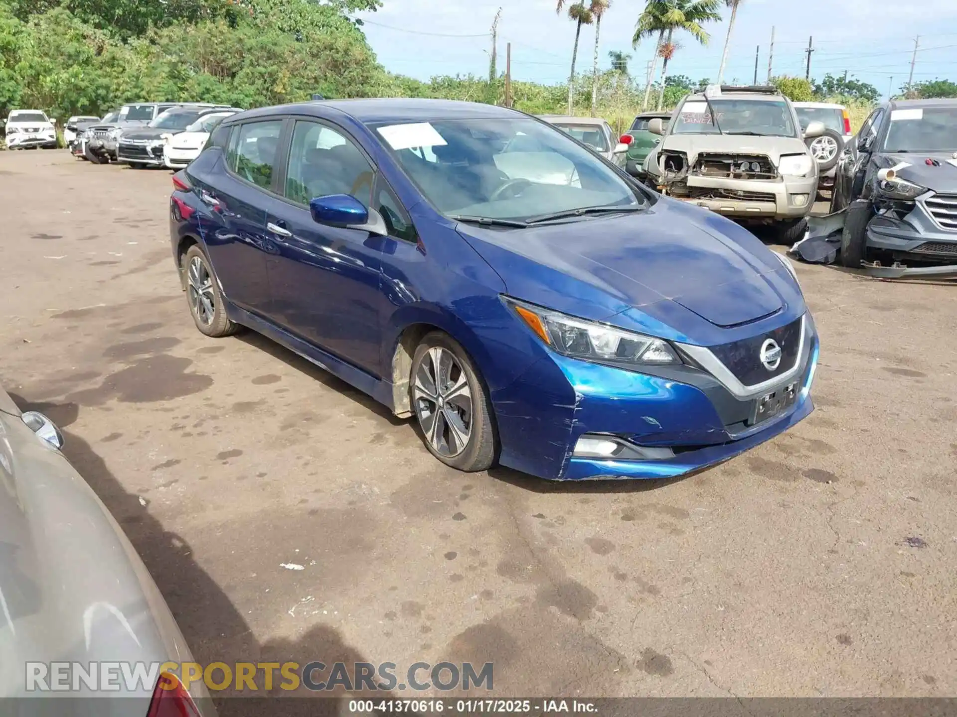 1 Photograph of a damaged car 1N4AZ1CV3MC555204 NISSAN LEAF 2021