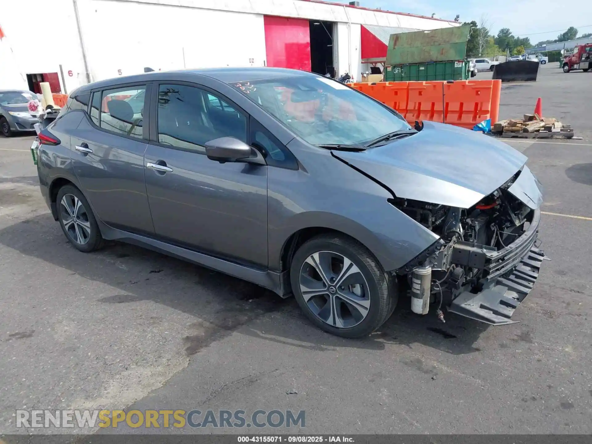 1 Photograph of a damaged car 1N4AZ1CV5MC556404 NISSAN LEAF 2021