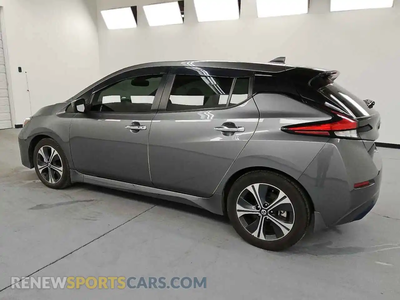 2 Photograph of a damaged car 1N4AZ1CV8MC551908 NISSAN LEAF 2021