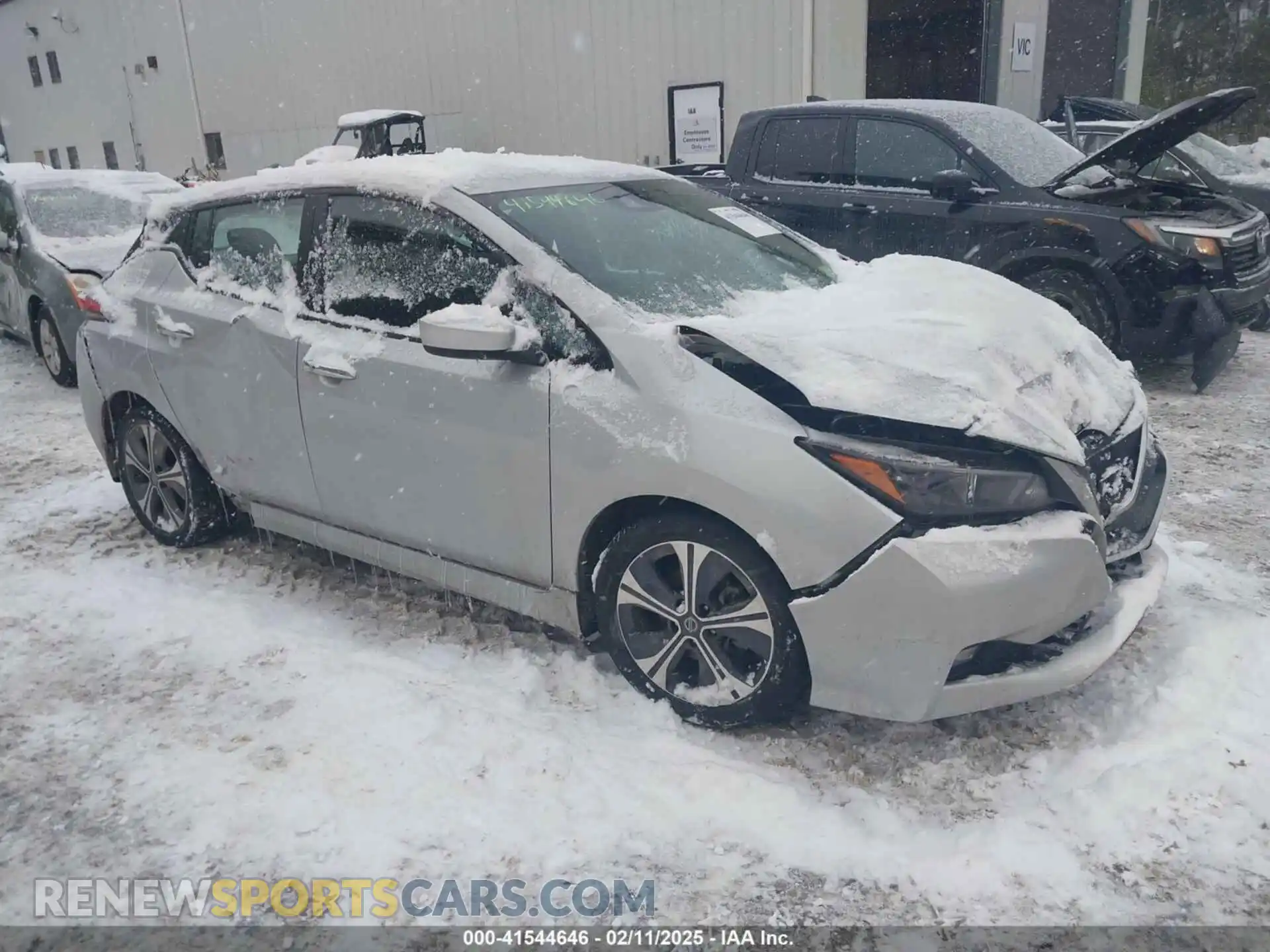 1 Photograph of a damaged car 1N4AZ1CVXMC557032 NISSAN LEAF 2021