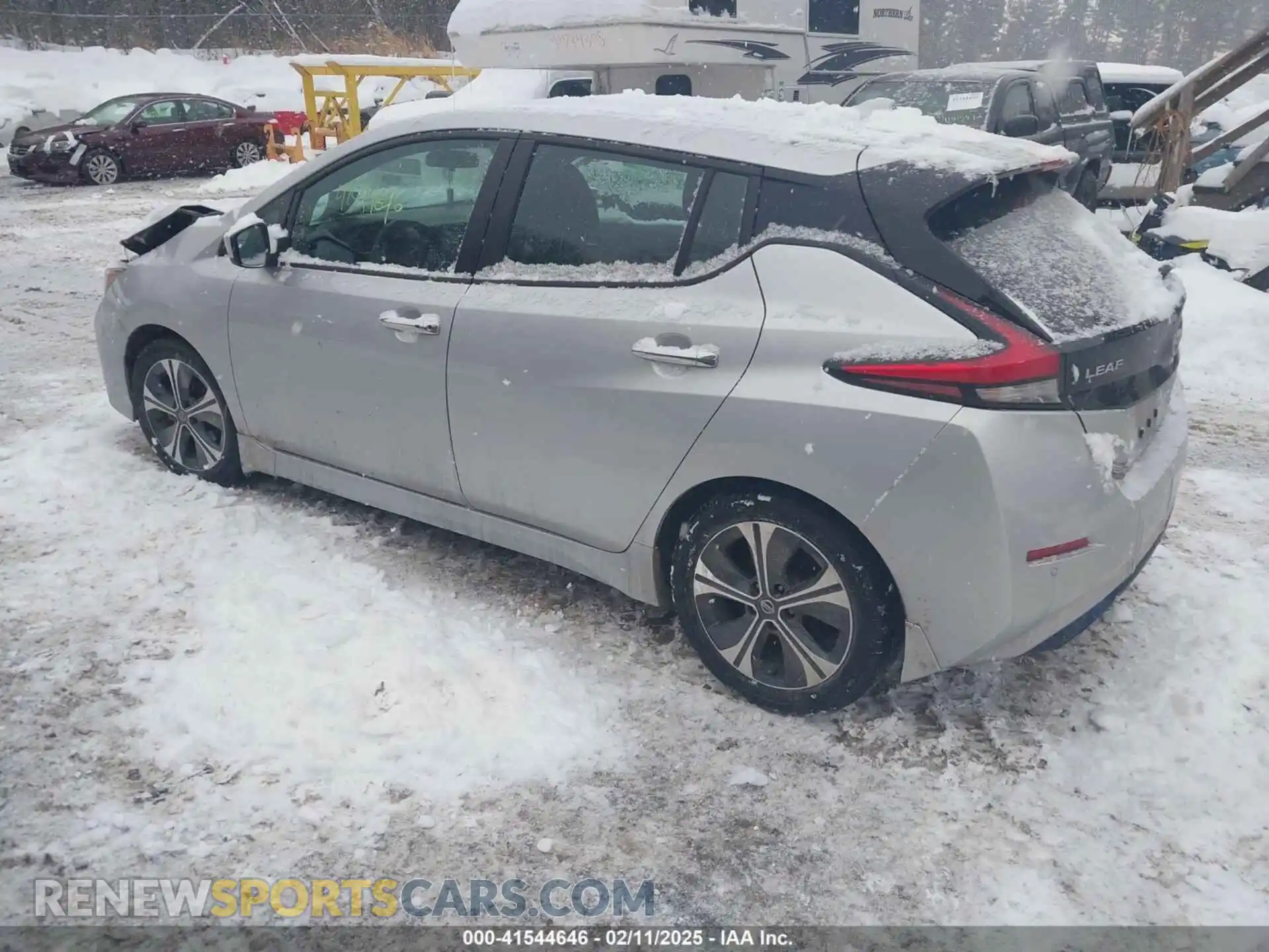 3 Photograph of a damaged car 1N4AZ1CVXMC557032 NISSAN LEAF 2021