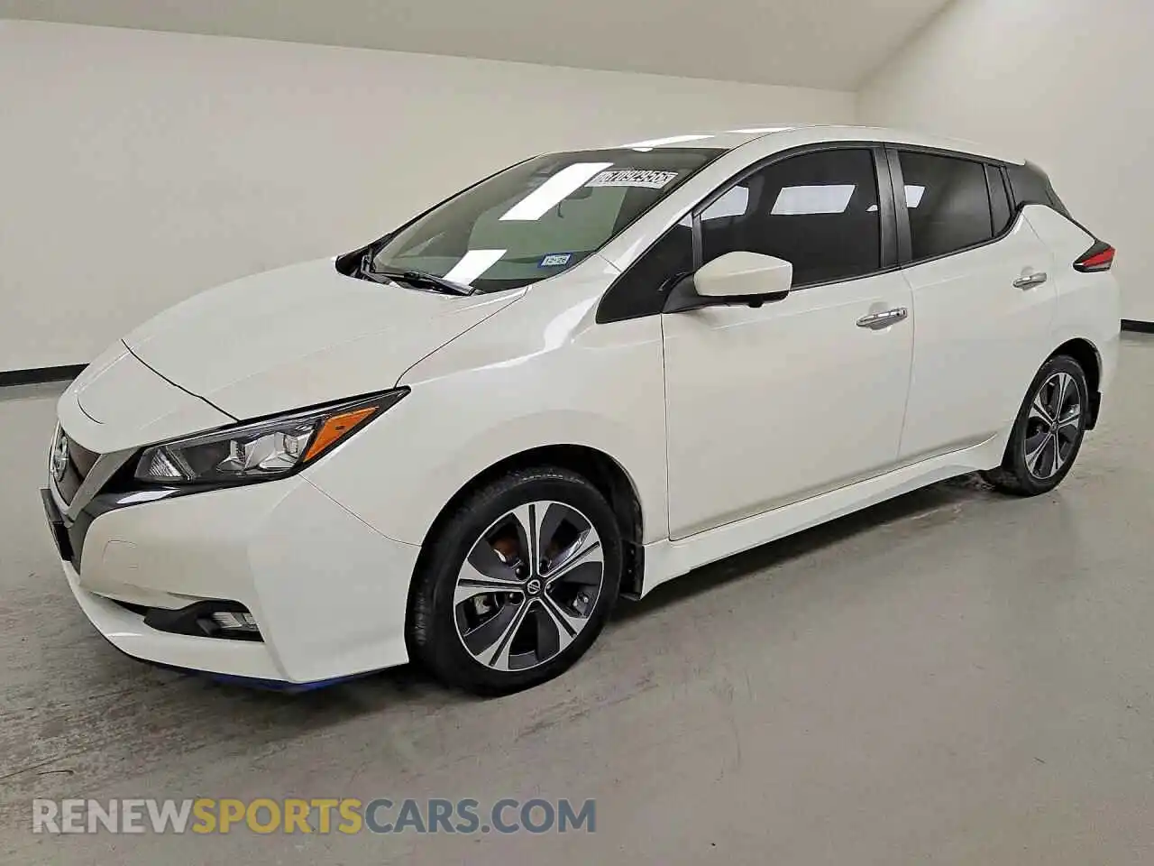 1 Фотография поврежденного автомобиля 1N4BZ1CV0MC550921 NISSAN LEAF 2021