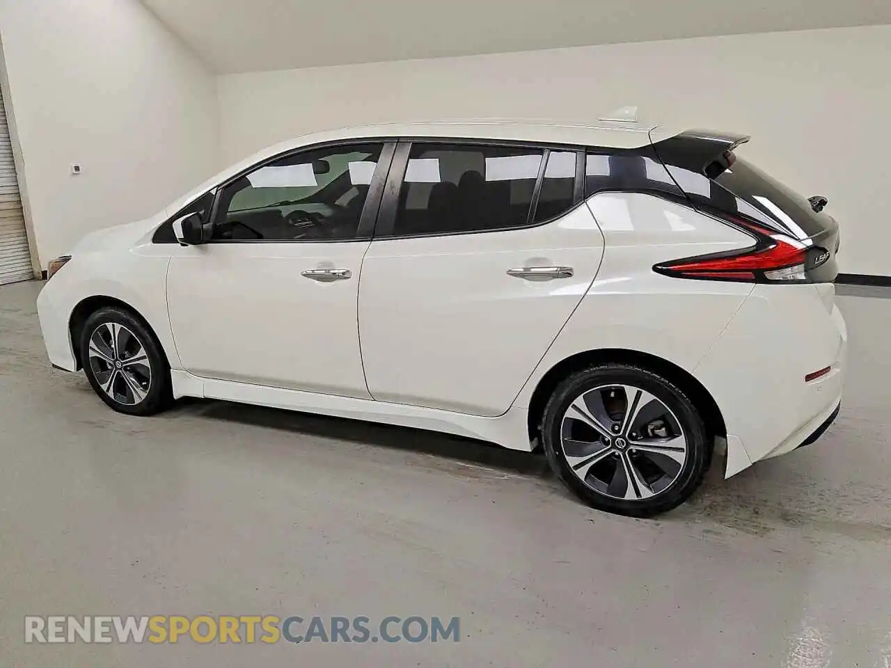 2 Фотография поврежденного автомобиля 1N4BZ1CV0MC550921 NISSAN LEAF 2021