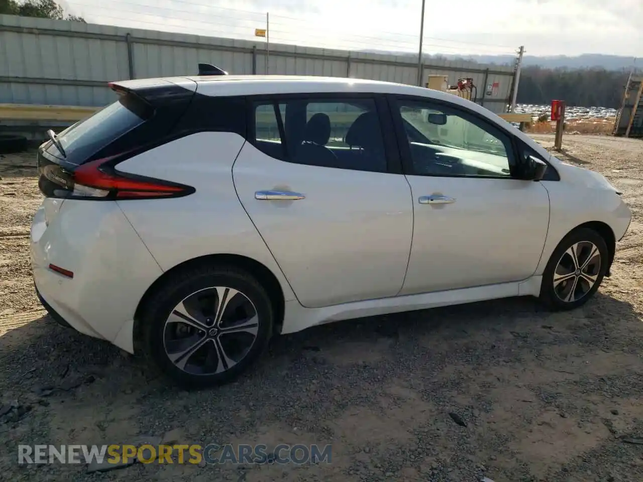 3 Photograph of a damaged car 1N4BZ1CV2MC554727 NISSAN LEAF 2021