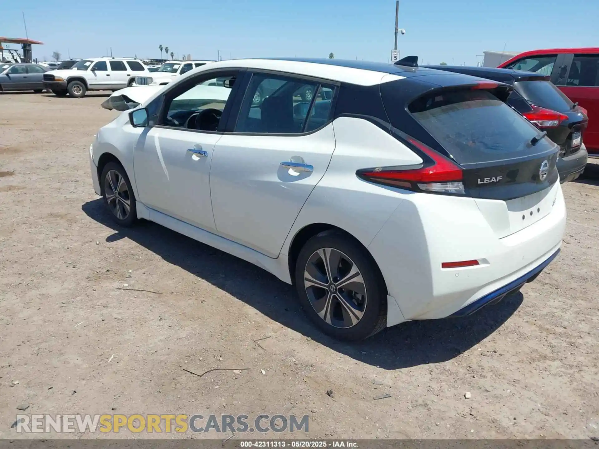 3 fotografías del automóvil dañado 1N4BZ1CV7MC551533 NISSAN LEAF 2021
