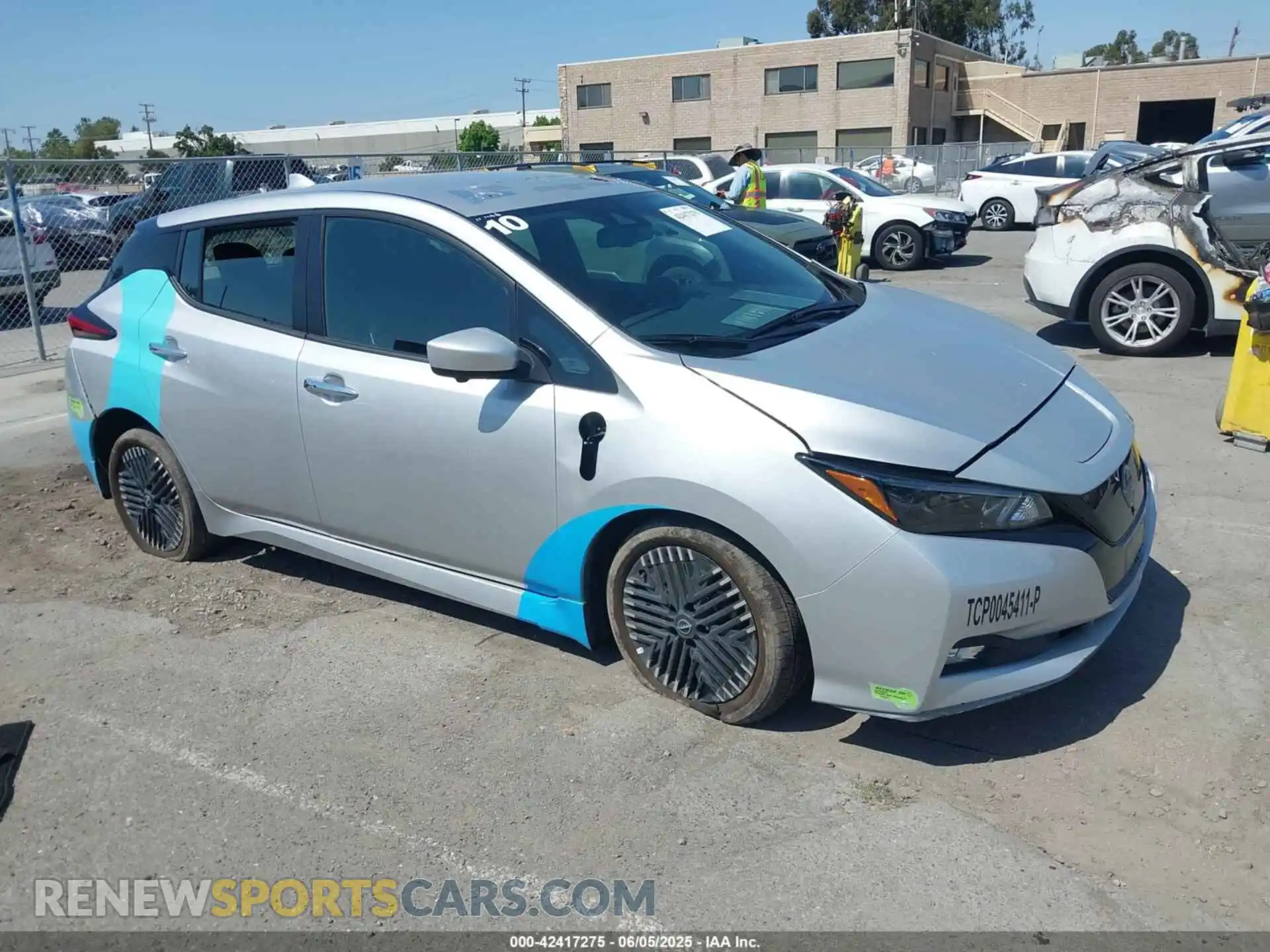 1 Photograph of a damaged car 1N4CZ1CV2PC550346 NISSAN LEAF 2023
